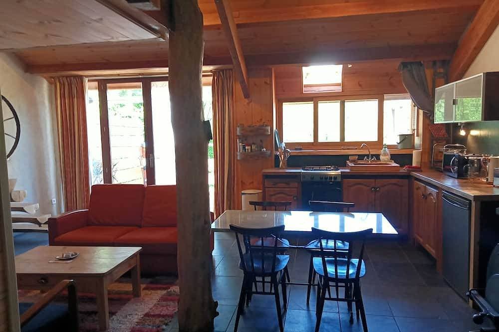 Gîte de Montagne, Chauffé au Bois Dans un Cadre Naturel Exeptionnel 1