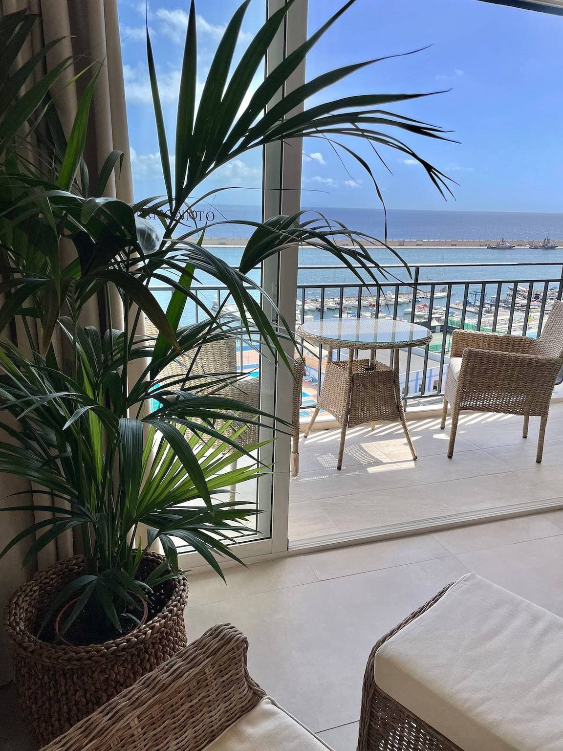 Foto 13 von 34: Ferienwohnung für 2 Personen mit Terrasse