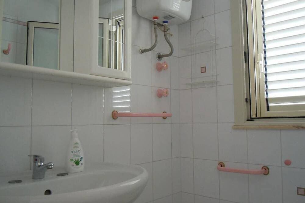 Foto 11 von 30: Tonnara-Wohnung im 1. Stock mit Meerblick und Aussicht – WLAN