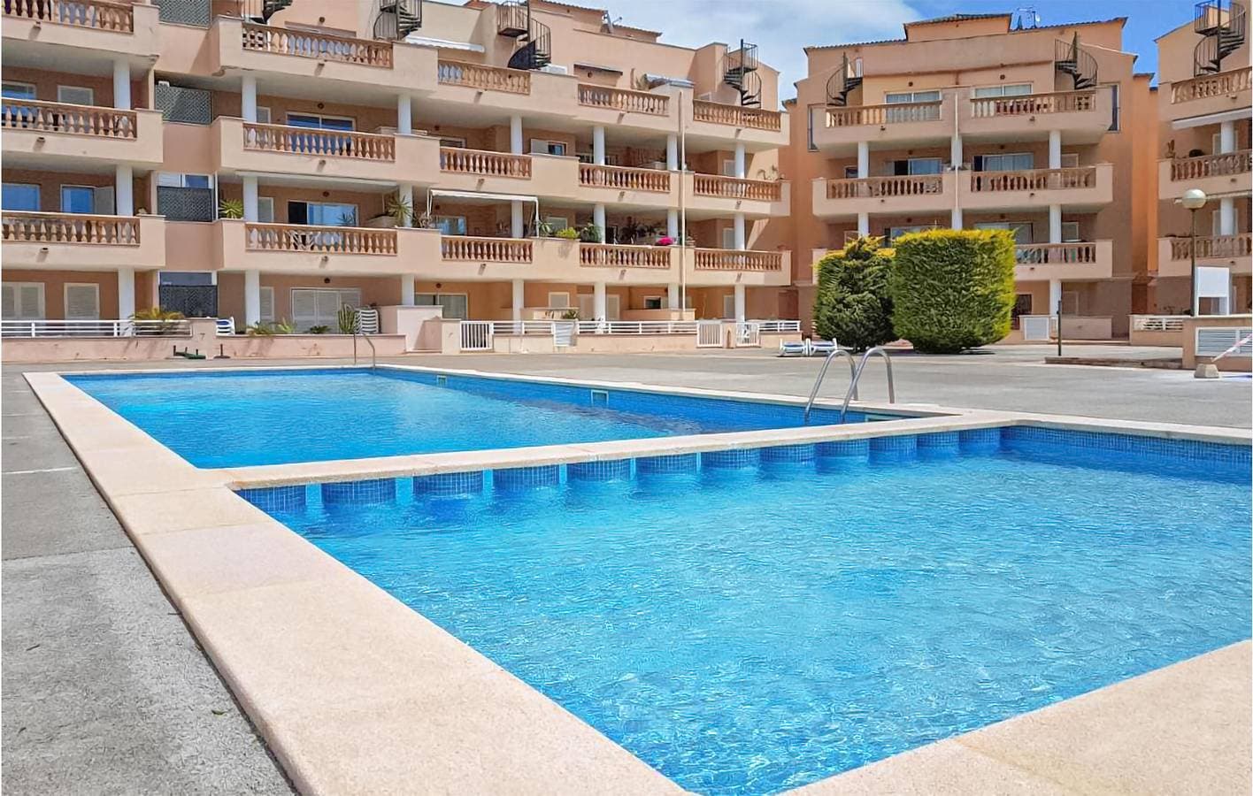 Cala Millor Apartment mit AC, Pool & Terrasse! 1