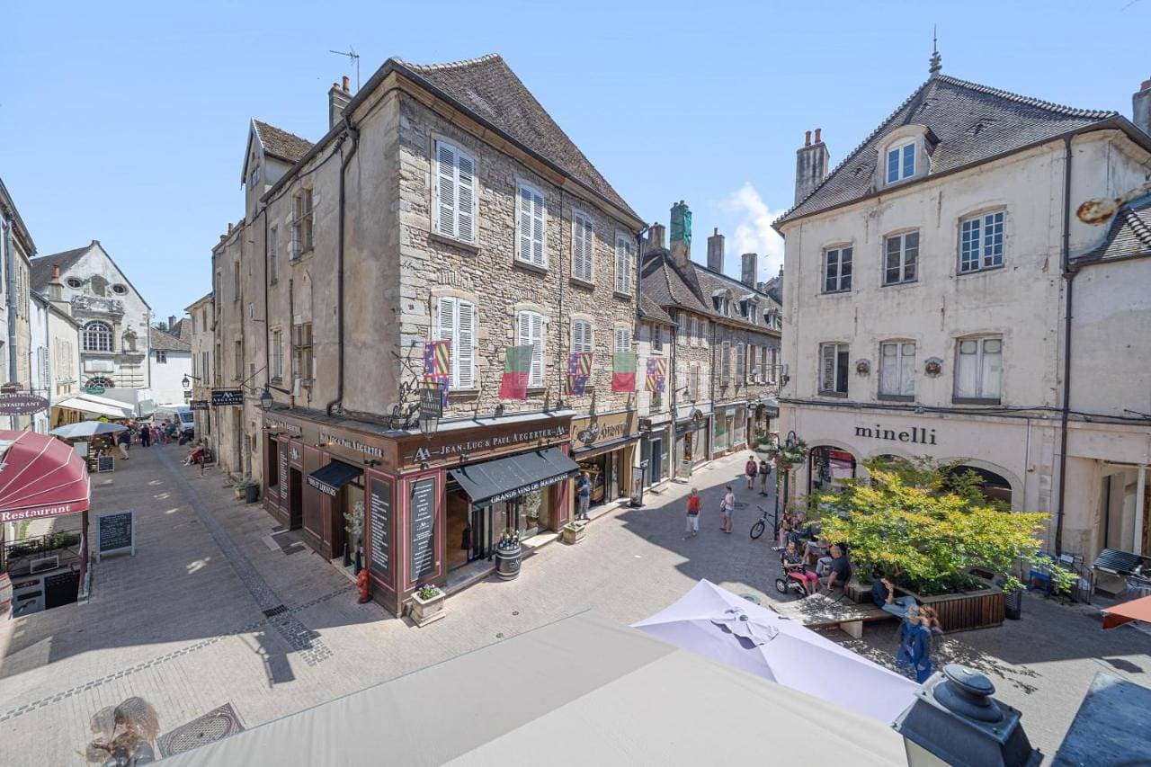 Le Home Carnot 1