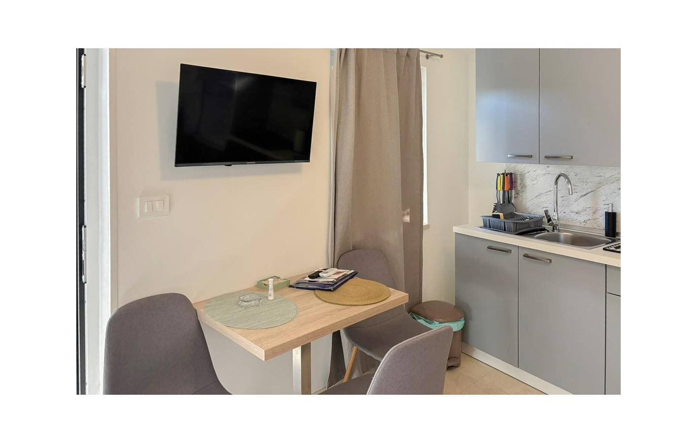 Foto 6 von 22: Apartment mit Meerblick, WLAN, Terrasse und Parkplatz in Strandnähe