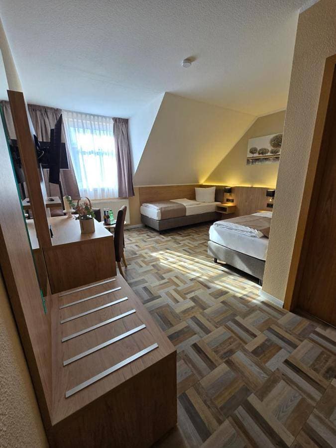 Foto 4 von 13: Standard Twin Room