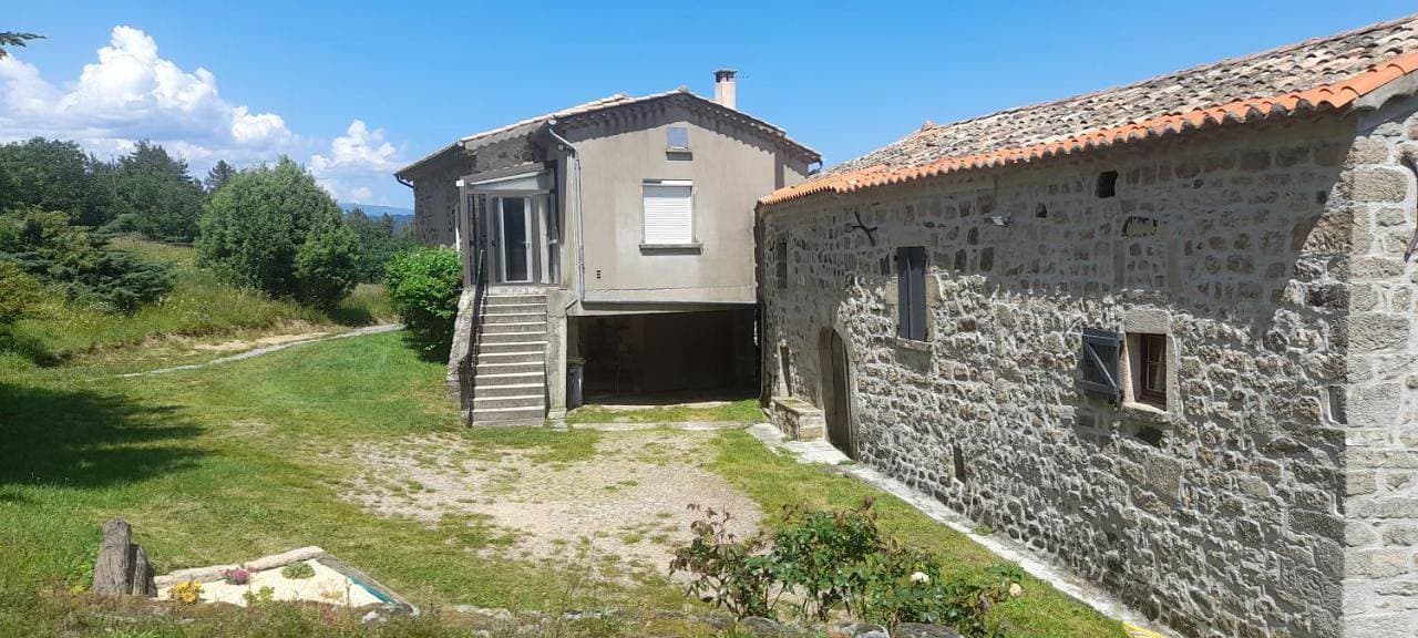 Foto 4 von 26: Two-Bedroom House