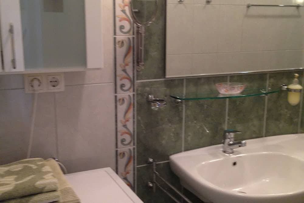 Foto 4 von 30: Villa in Podgora, 2 App. ruhig super Meer- und Inselblick. Privat Pool,WiFi