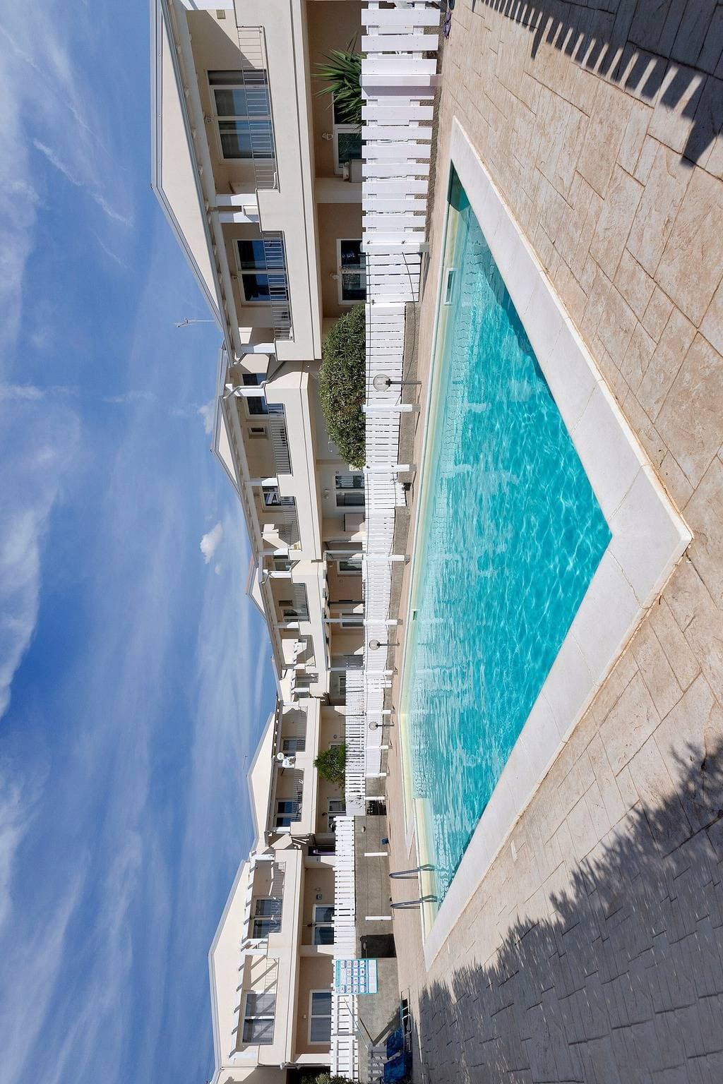 Foto 2 von 35: Casa Lidia mit Gemeinschaftspool, privatem Parkplatz und Garten; Residence Bouganville, Viddalba