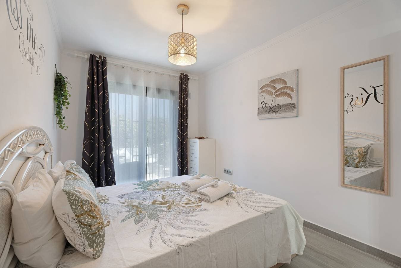 Foto 12 von 26: Ferienwohnung 'Adelfa Golf' mit Bergblick, Gemeinschaftspool und WLAN