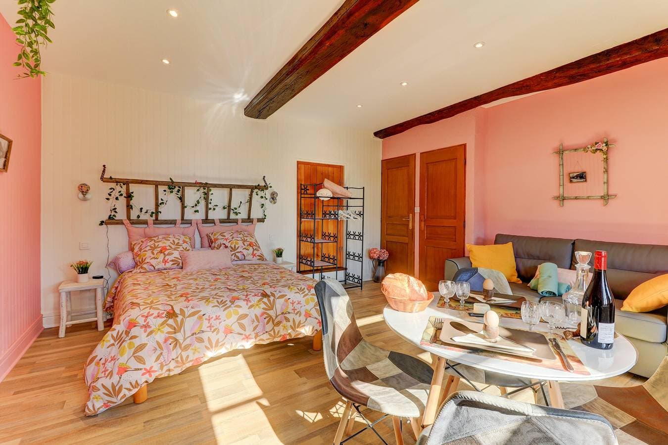 Foto 4 von 23: Ferienwohnung für 4 Personen mit Terrasse