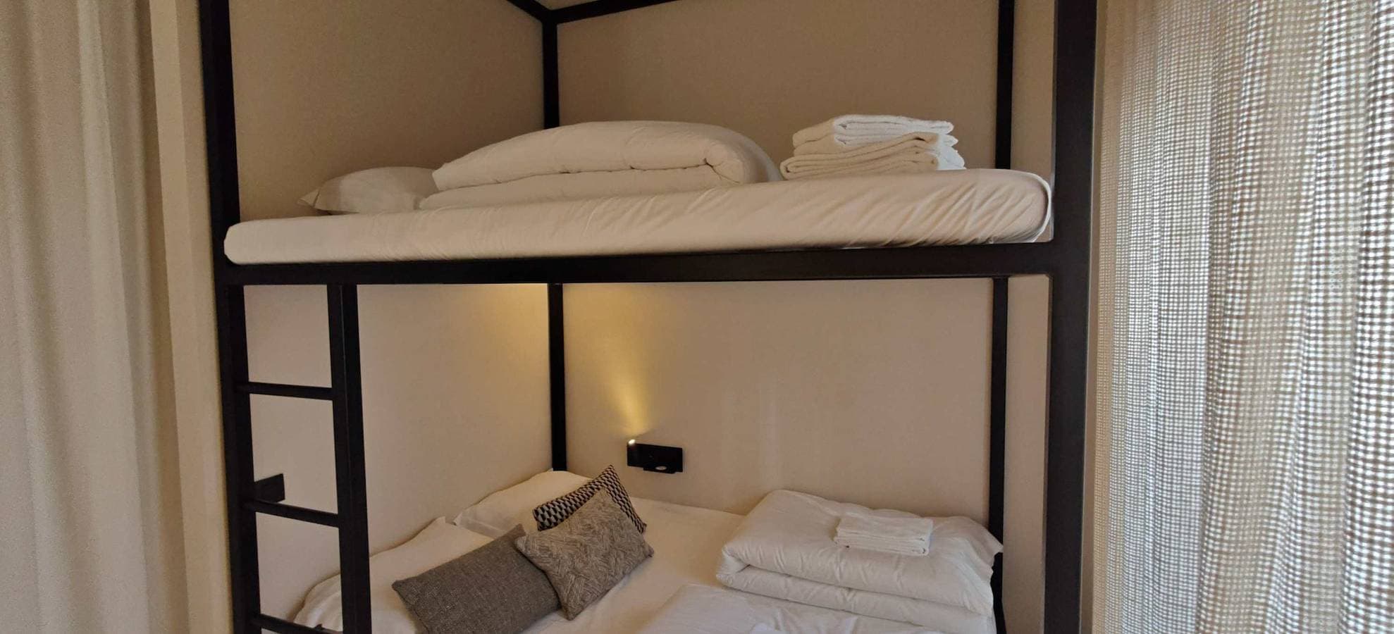 Foto 5 von 32: Ferienwohnung für 4 Personen mit Meerblick