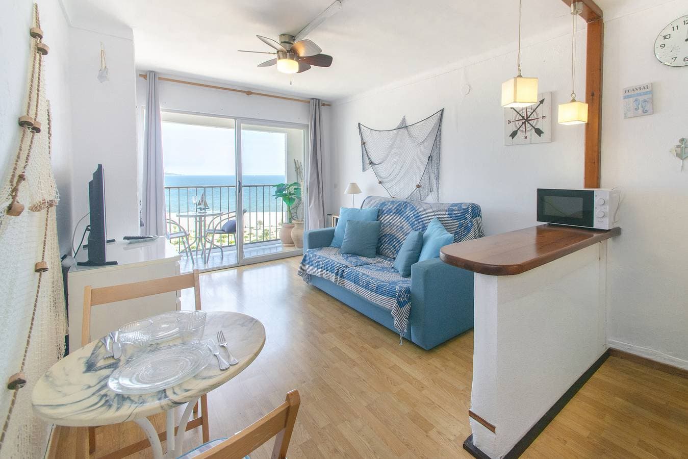 Foto 4 von 19: Welcs Estudio 376 Emp con vista al mar