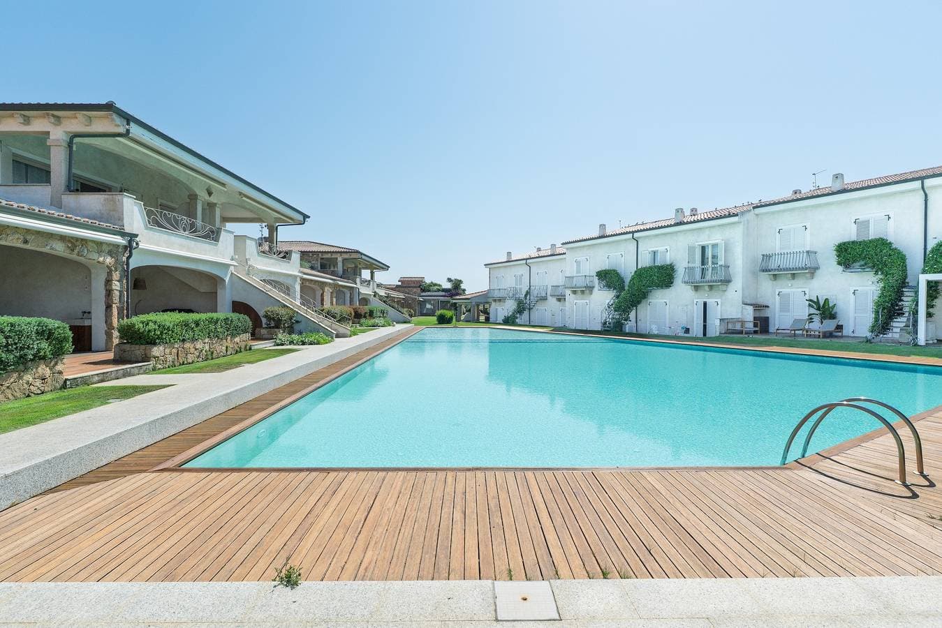 Foto 2 von 31: Ferienhaus 'Il Gabbiano Perle 11 Turchese' mit Poolblick und Klimaanlage