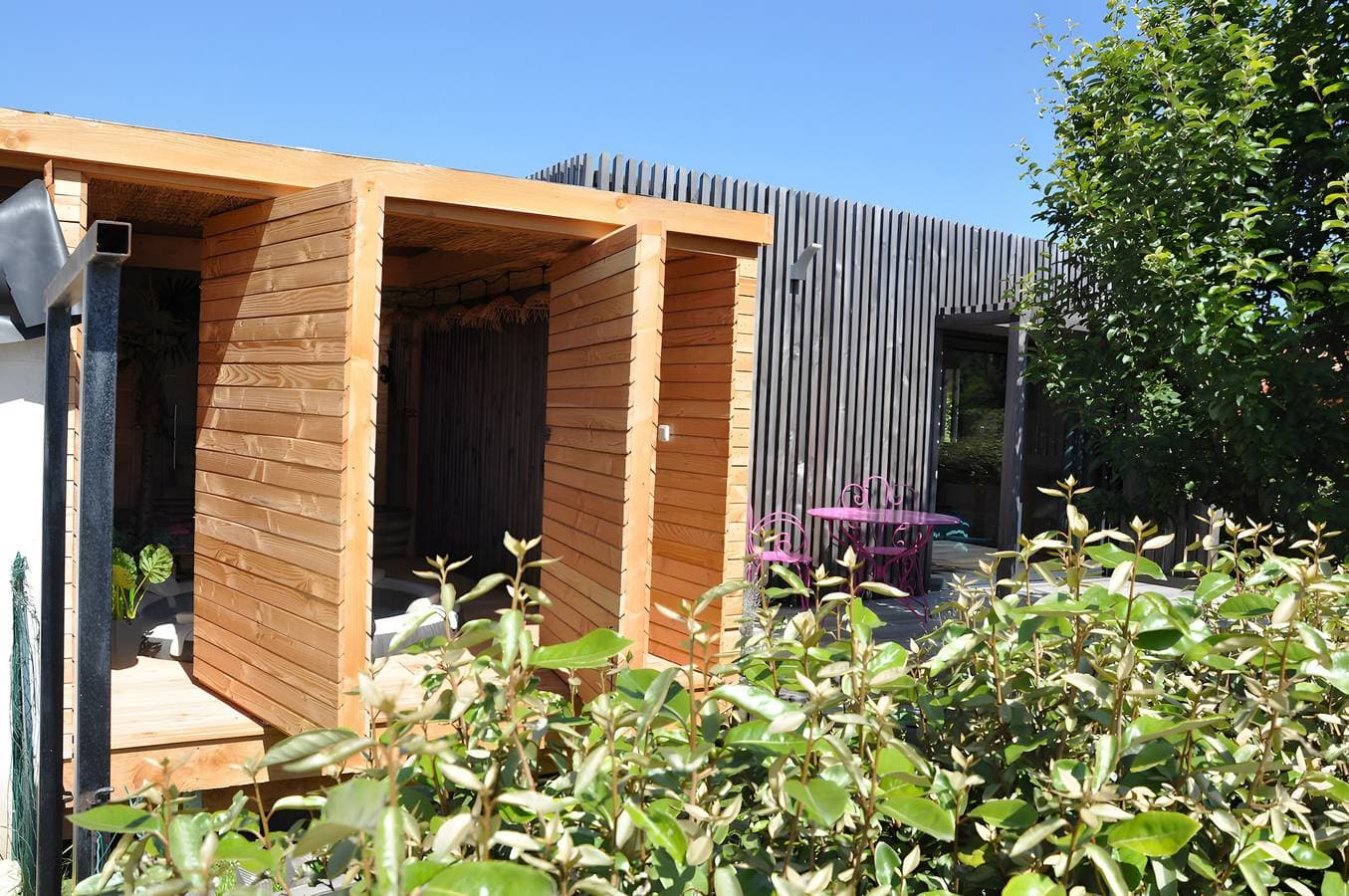 Foto 3 von 16: Gästezimmer 'La Parenthèse - Chambre D'hôtes' mit Gemeinschaftsterrasse, WLAN und Klimaanlage