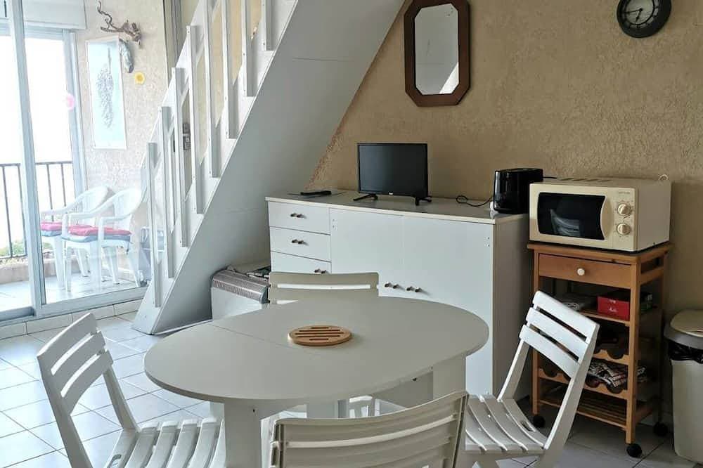 Foto 10 von 15: F3 duplex with loggia beach 3 min walk, panoramic sunset view