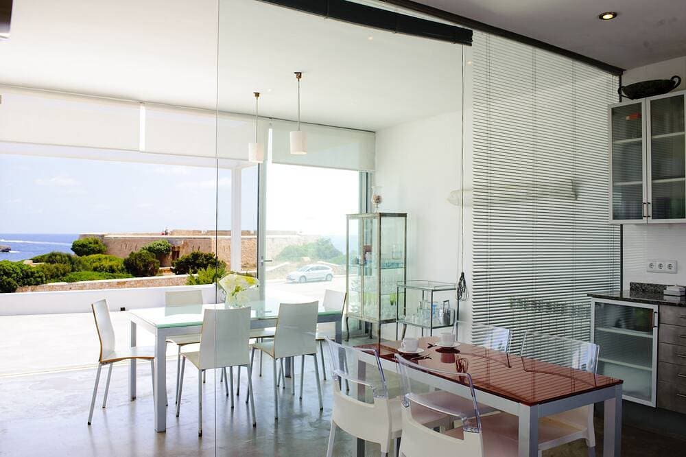 Foto 12 von 24: Modernes Ferienhaus mit Meerblick und in Strandnähe, Pool