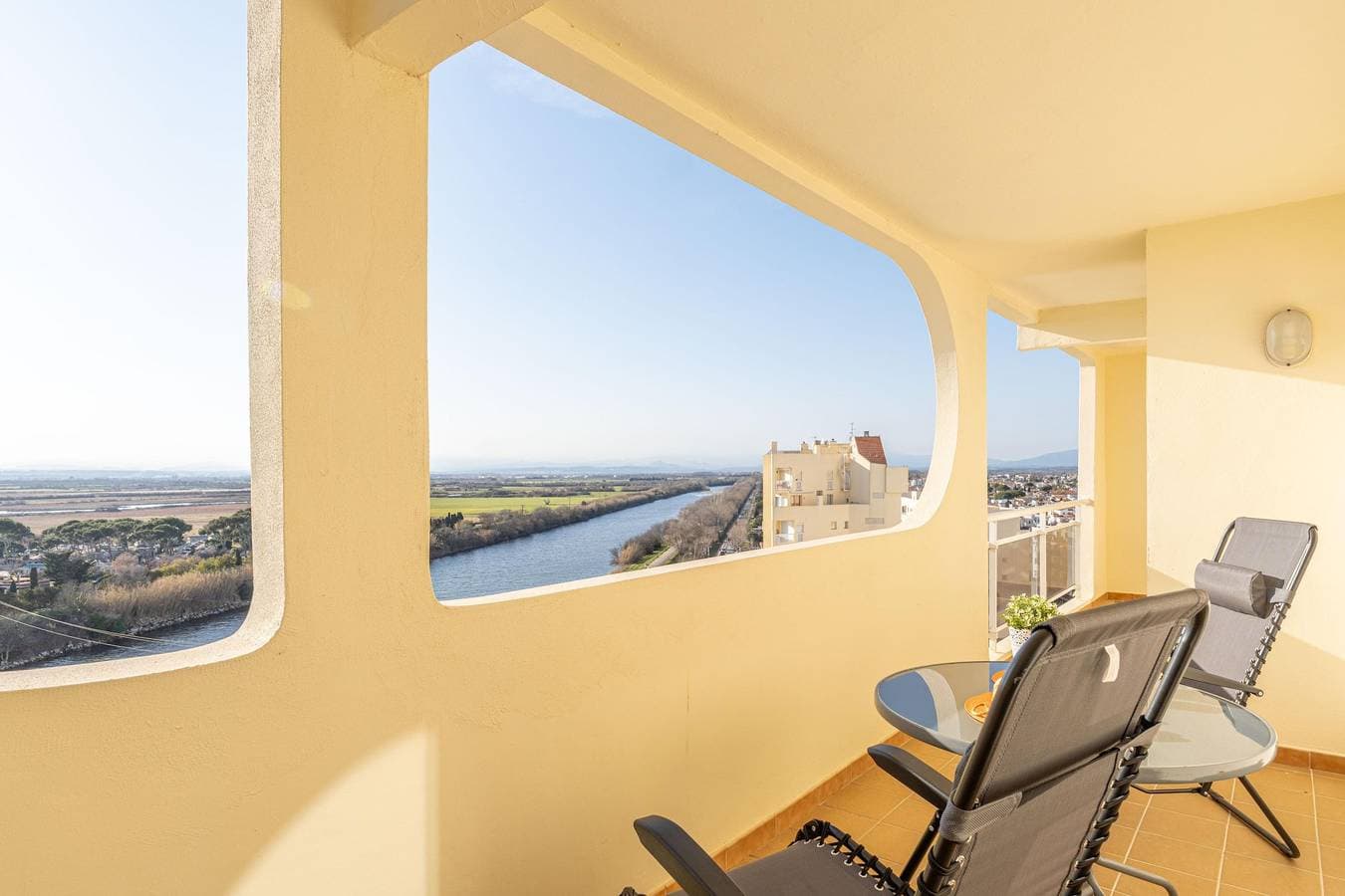 Foto 6 von 30: Angenehme Wohnung mit Meerblick im Sektor Delta Muga