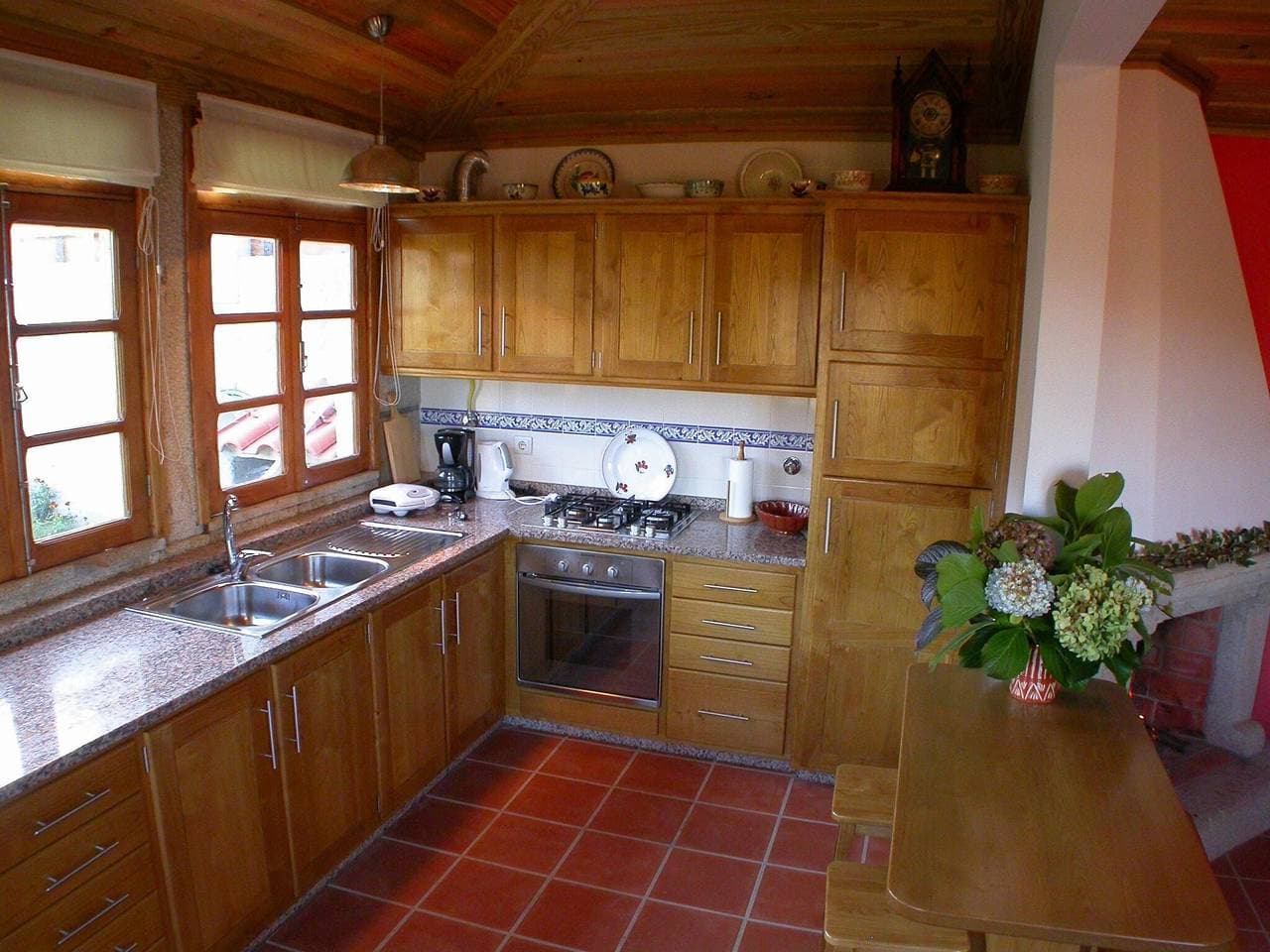 Foto 3 von 38: Cottage auf dem Land mit Garten mit Grill
