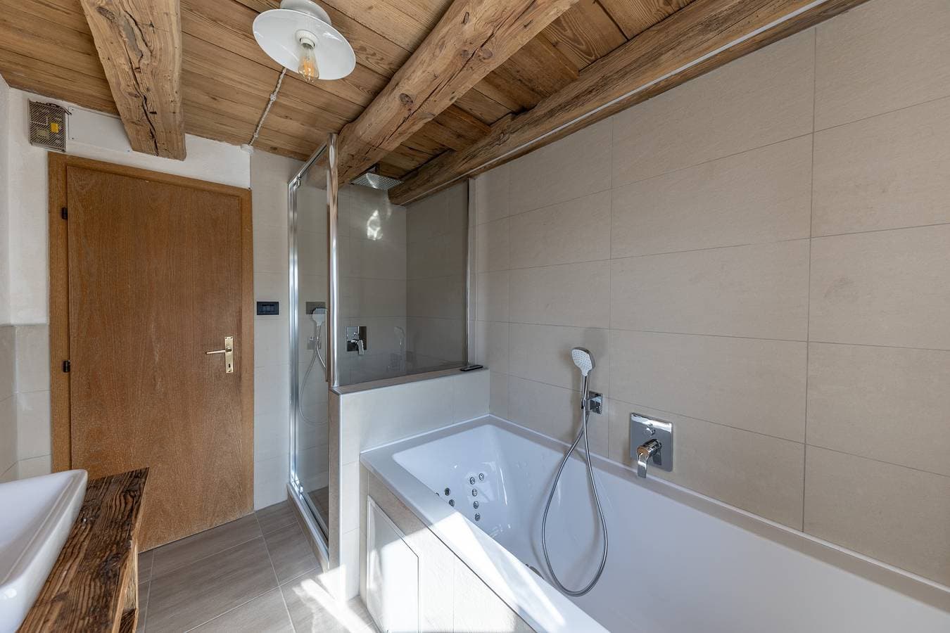 Foto 10 von 23: Ferienwohnung "Malgorerhof Mathilde" mit Bergblick, WLAN und Balkon