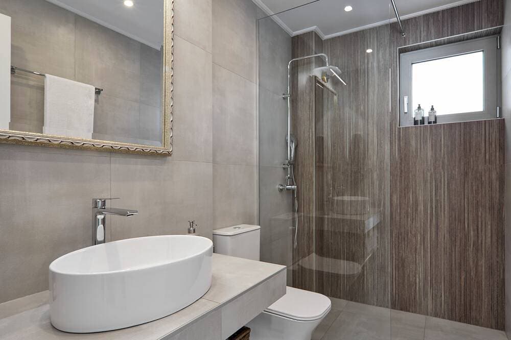 Foto 4 von 16: Nisis I – Serene Luxury with Sea View