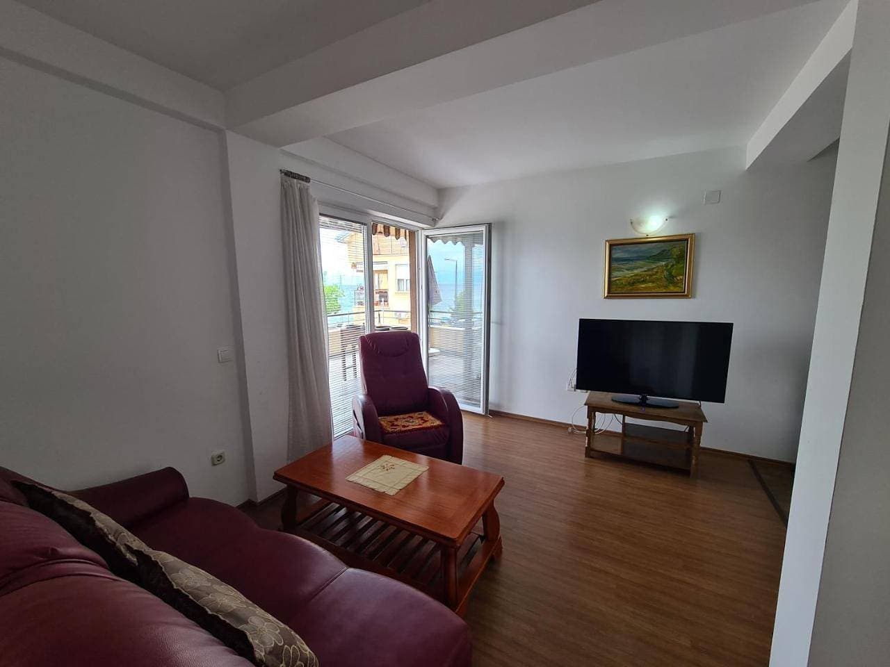 Foto 7 von 15: Family Room with Lake View