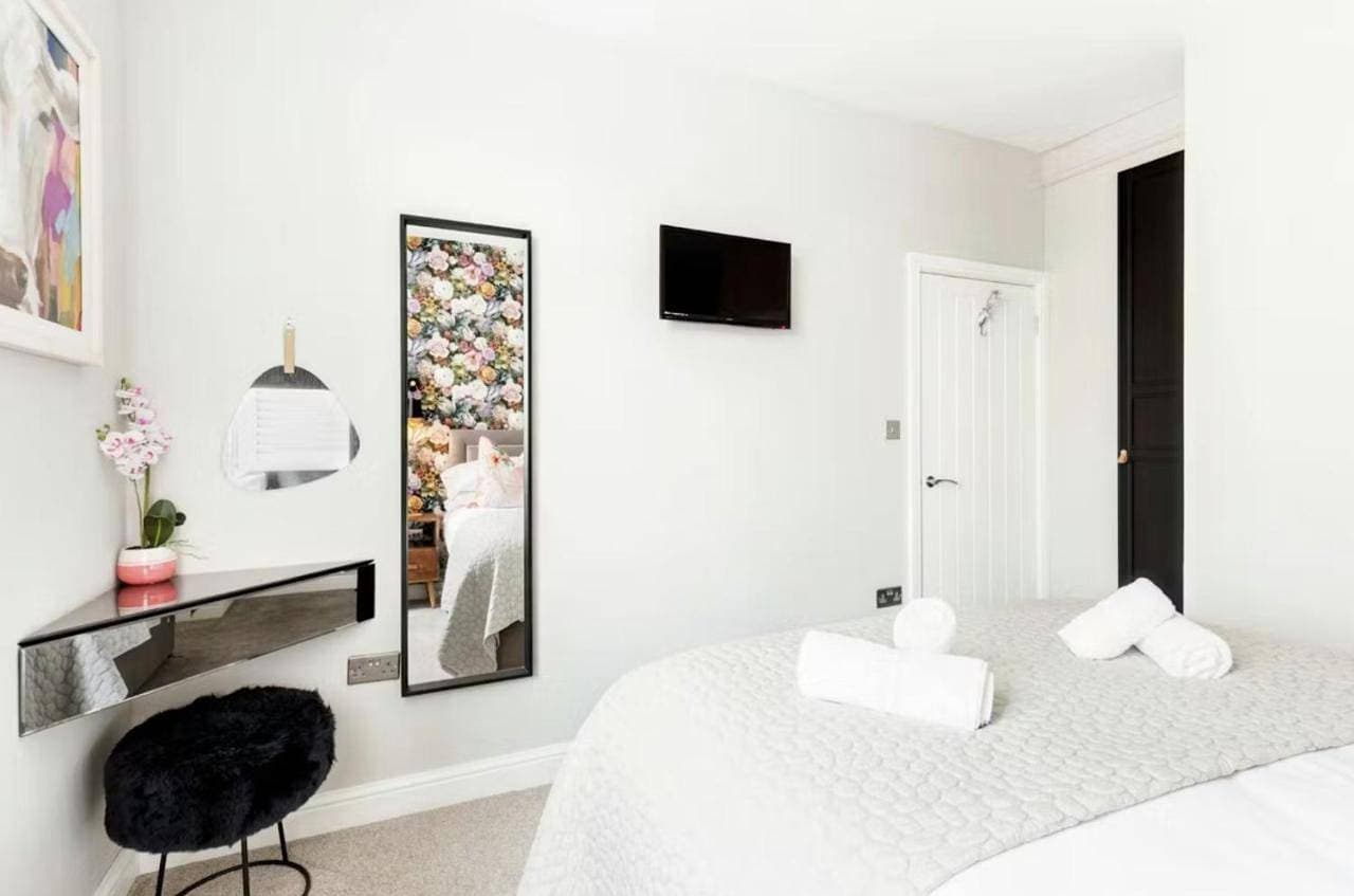 Foto 8 von 9: Double Room with Terrace