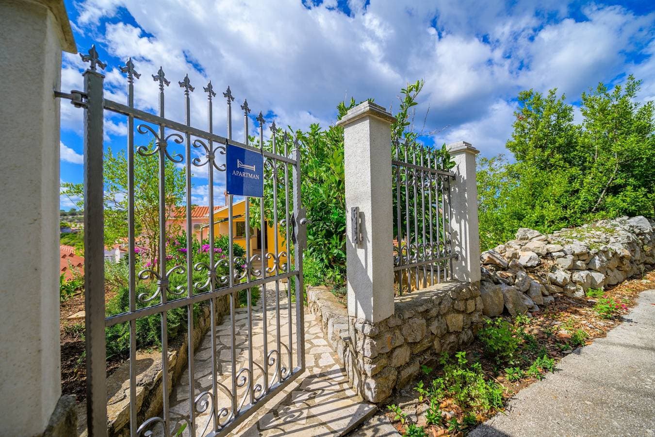 Foto 6 von 35: Apartman s terasom