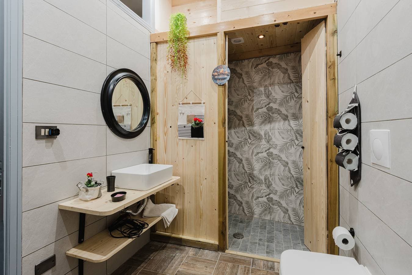 Foto 13 von 45: Ferienwohnung 'Montereale Holiday House' mit WLAN, Klimaanlage & Sauna auf Anfrage
