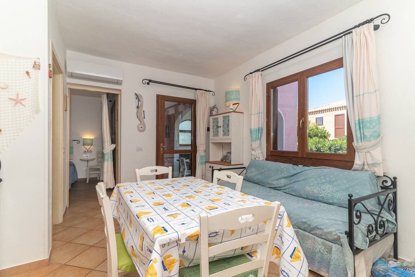 Foto 6 von 25: Apartment 'Sardegna Stupenda N 01' mit Gemeinschaftspool, WLAN & Klimaanlage