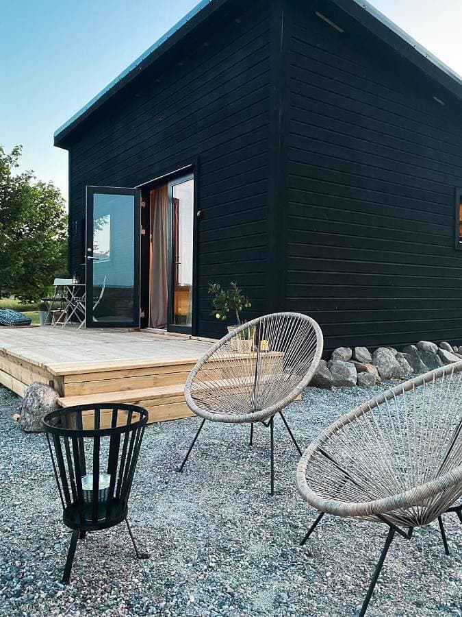 Field View Cabin 1