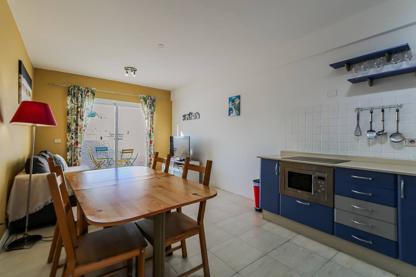 Foto 8 von 21: Ferienhaus für 4 Personen mit Pool