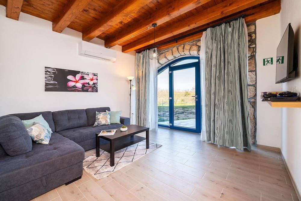 Foto 9 von 30: 3 bedroom amazing home in Brscici
