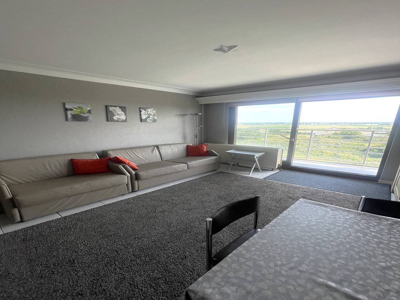 Foto 7 von 18: Apartment mit Pool und Meerblick