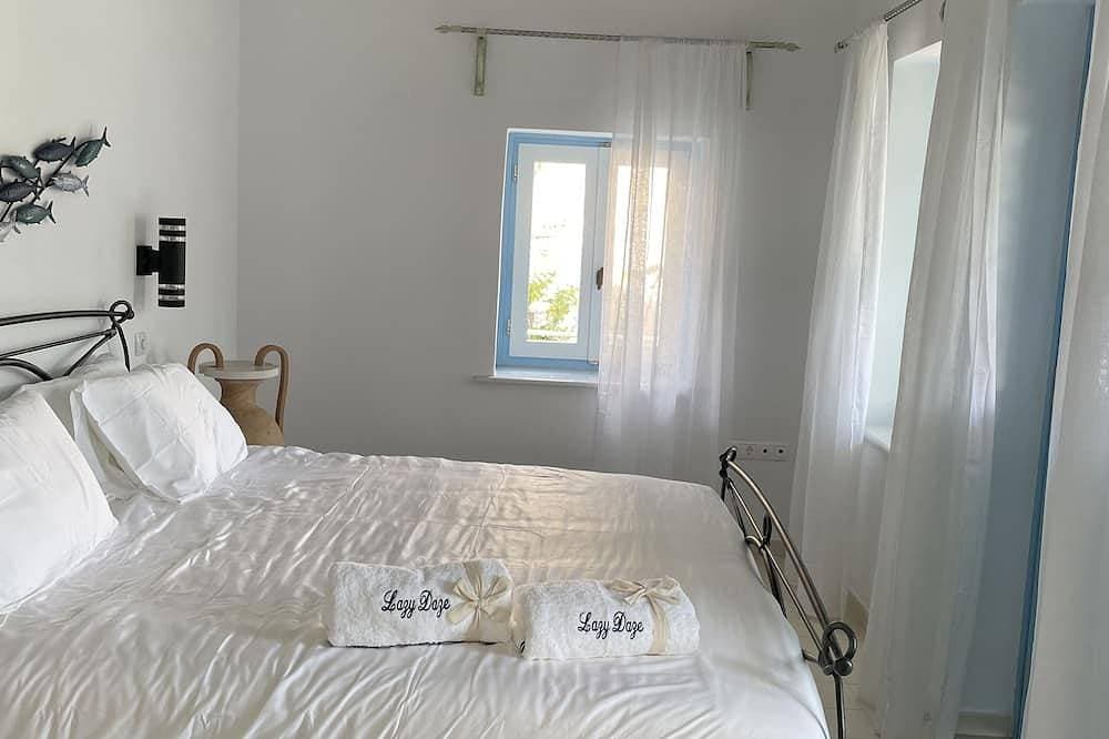 Foto 2 von 13: Karen’s Mikro Spiti, Poros.