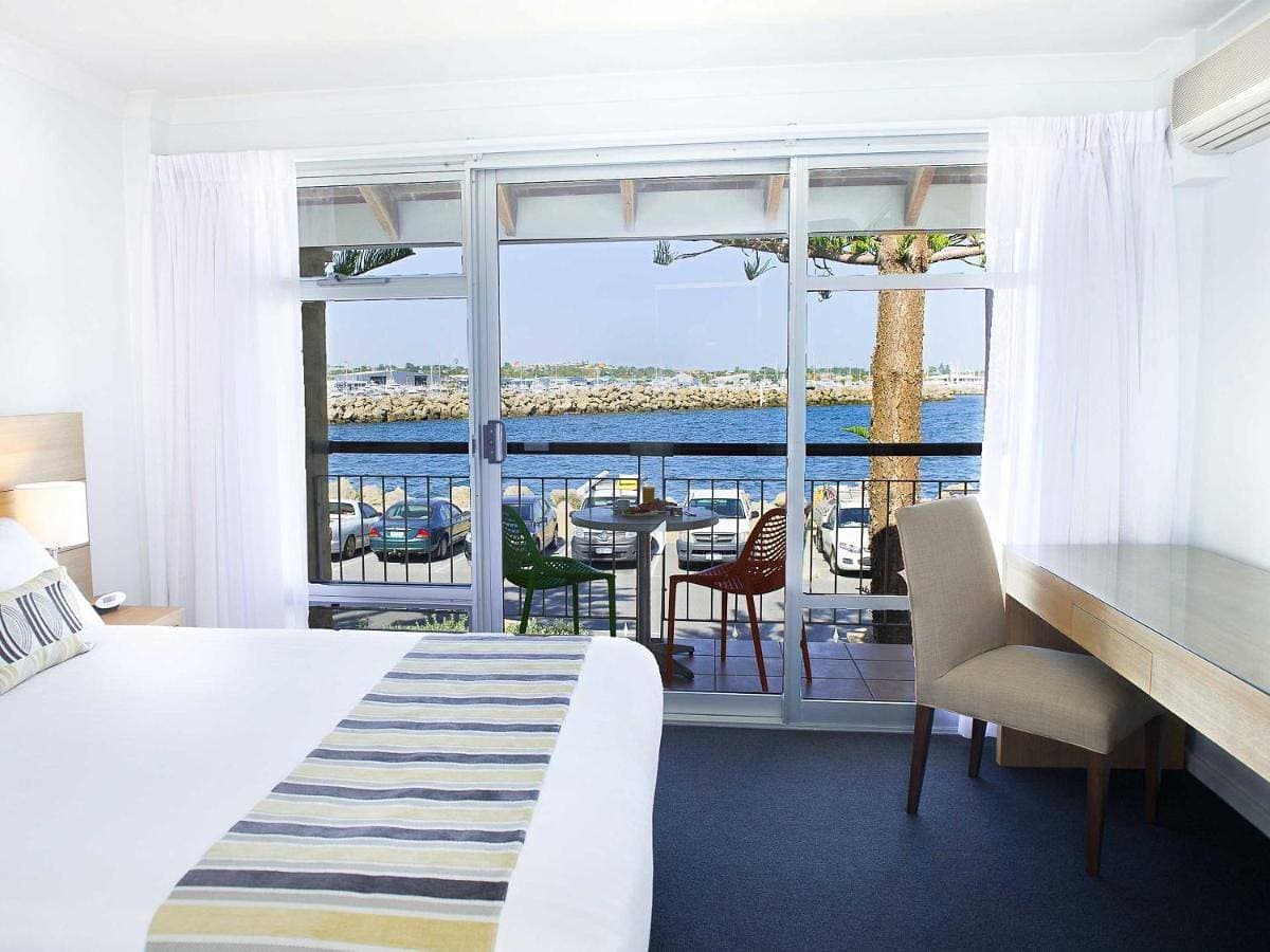 Foto 5 von 10: Three-Bedroom Apartment with Marina View