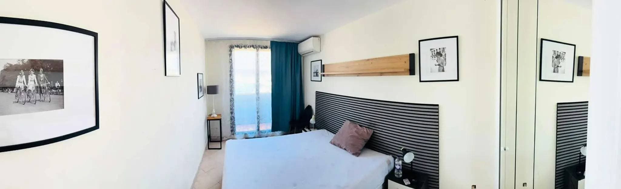 Foto 4 von 16: Klimatisierte T2 App mit Port View Nahe am Strand und an den Toren von Saint-Tropez