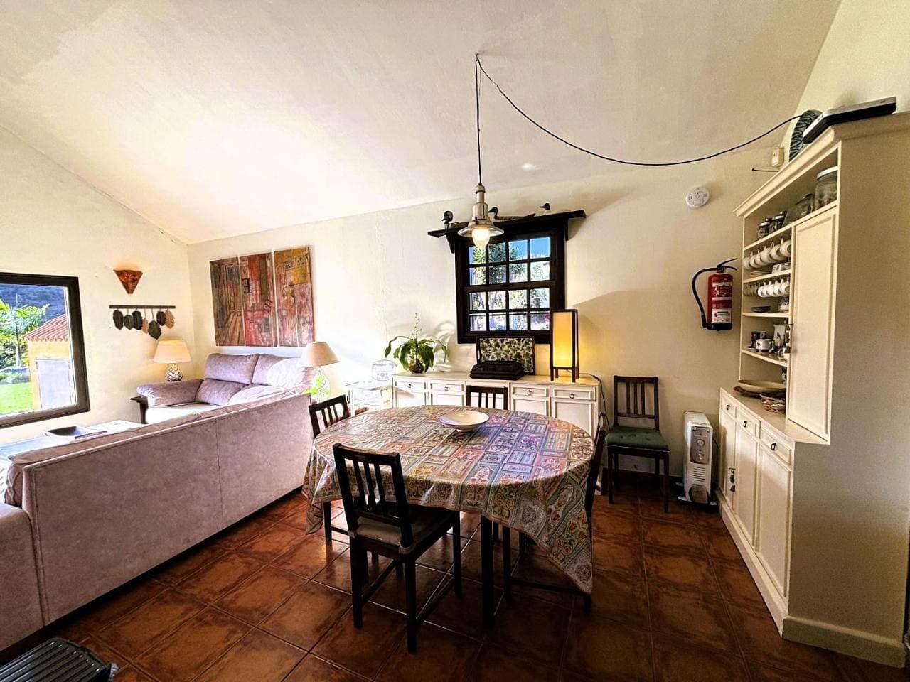 Foto 8 von 81: Three-Bedroom House