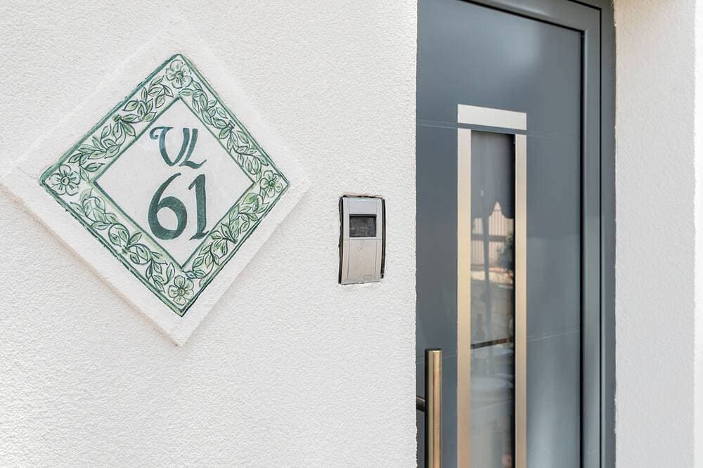 Foto 13 von 30: Renovated Villa, 5-Min Walk to Vale do Lobo Beach