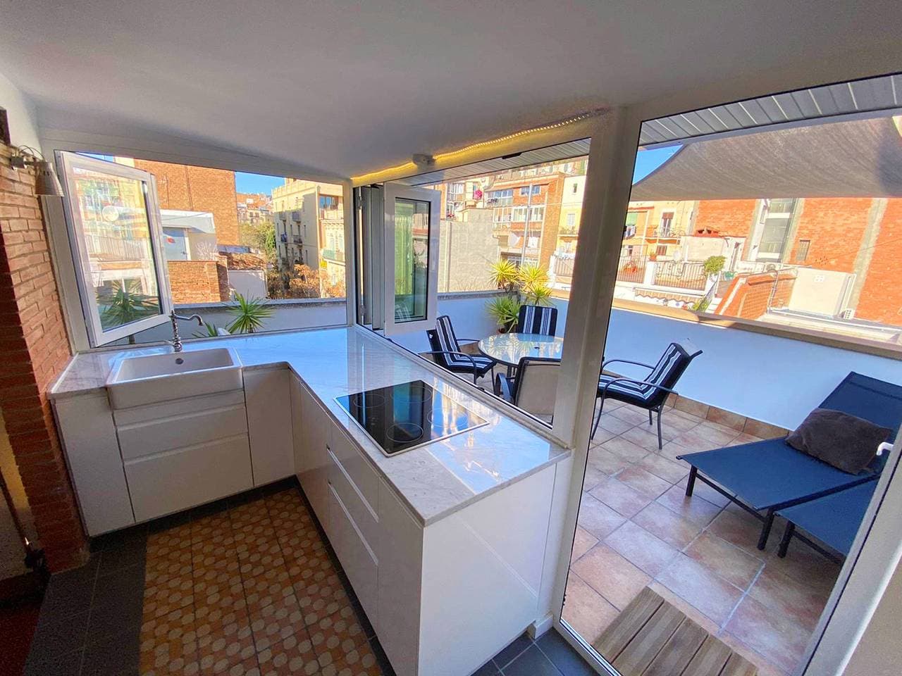Foto 7 von 26: Ferienwohnung für 3 Personen mit Terrasse