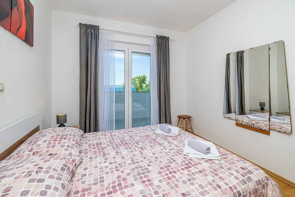 Foto 3 von 17: Wohnung Stara Baška in der Nähe des Meeres