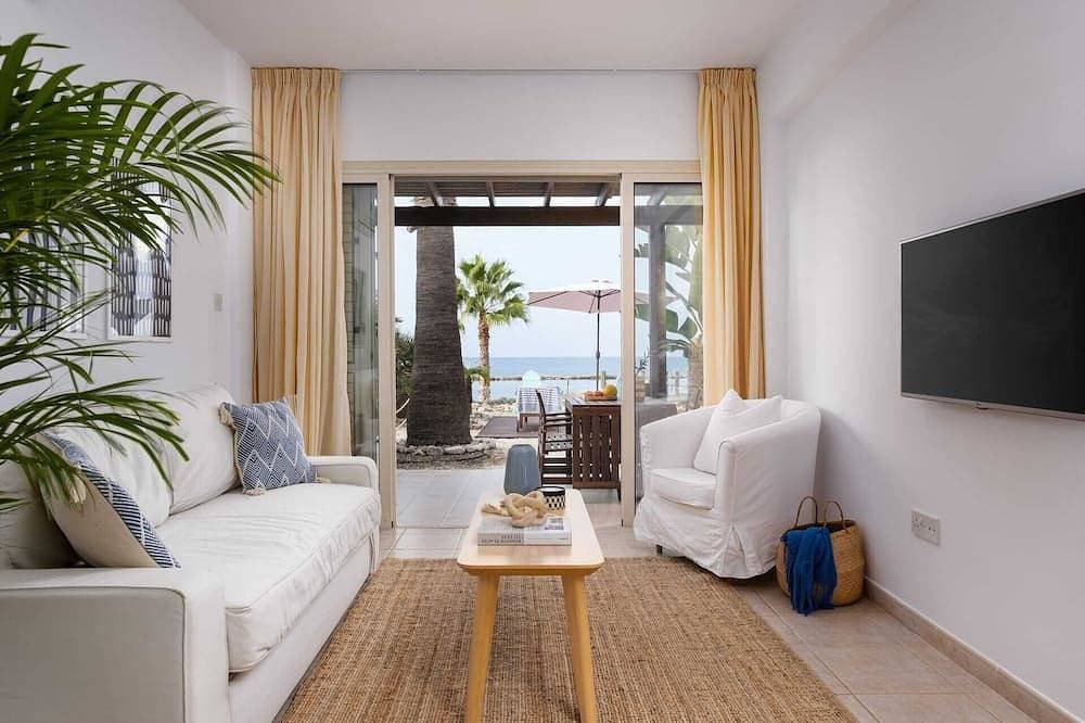 Foto 7 von 29: Kyma I Beachfront Residence by Nomads