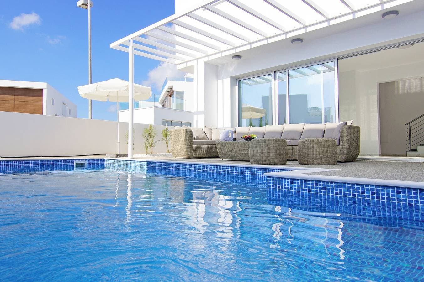 Foto 2 von 43: Villa für 7 Personen mit Balkon