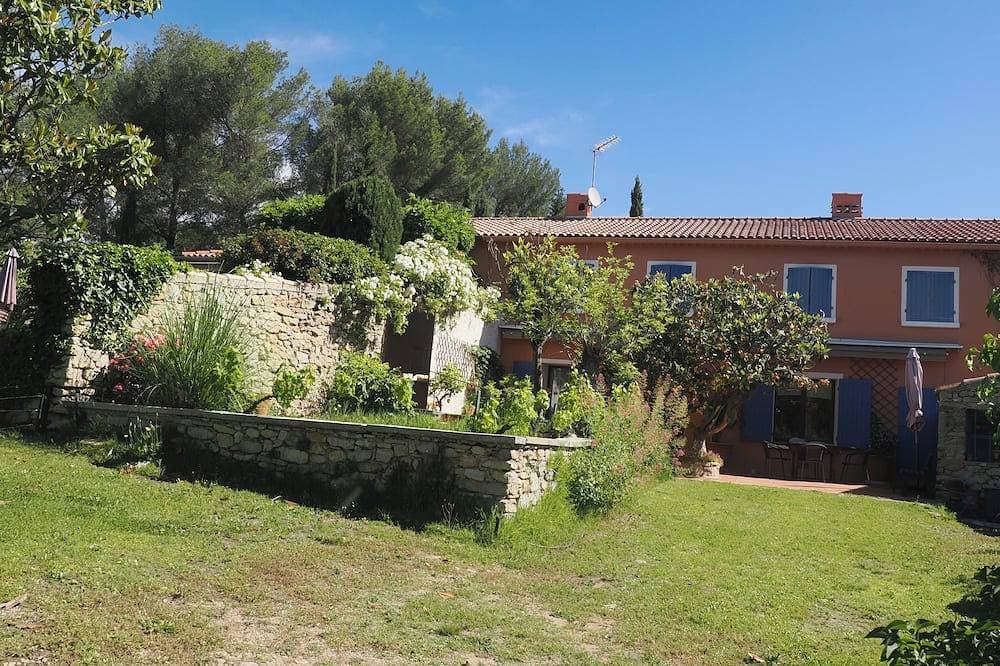 Rentals In The Provencal Countryside In Le Beausset (Varà) 1