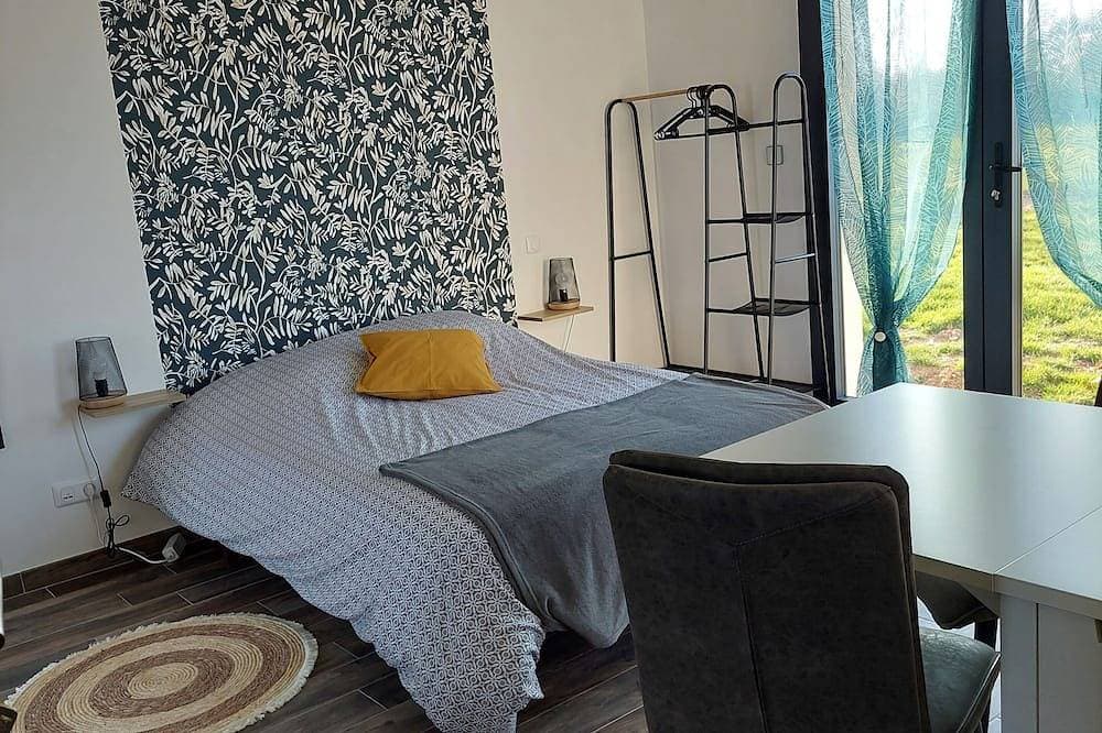 Private studio, 5 minutes from the A28, near Rouen La ferme des petits moutons 1