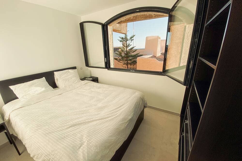 Foto 2 von 20: Modernes Appartement - Les Pieds dans l'Eau - Saint-Tropez 4