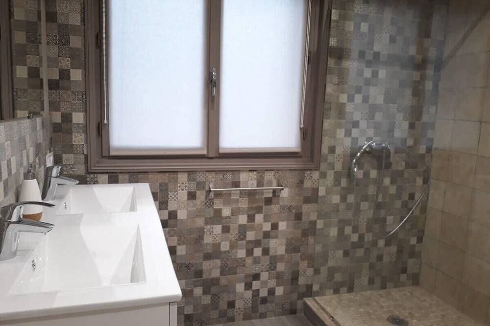 Foto 10 von 25: Large, friendly and bright villa with pool