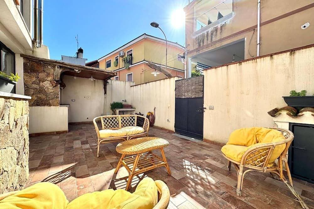 \" La Corte Bari Sardo \" 1