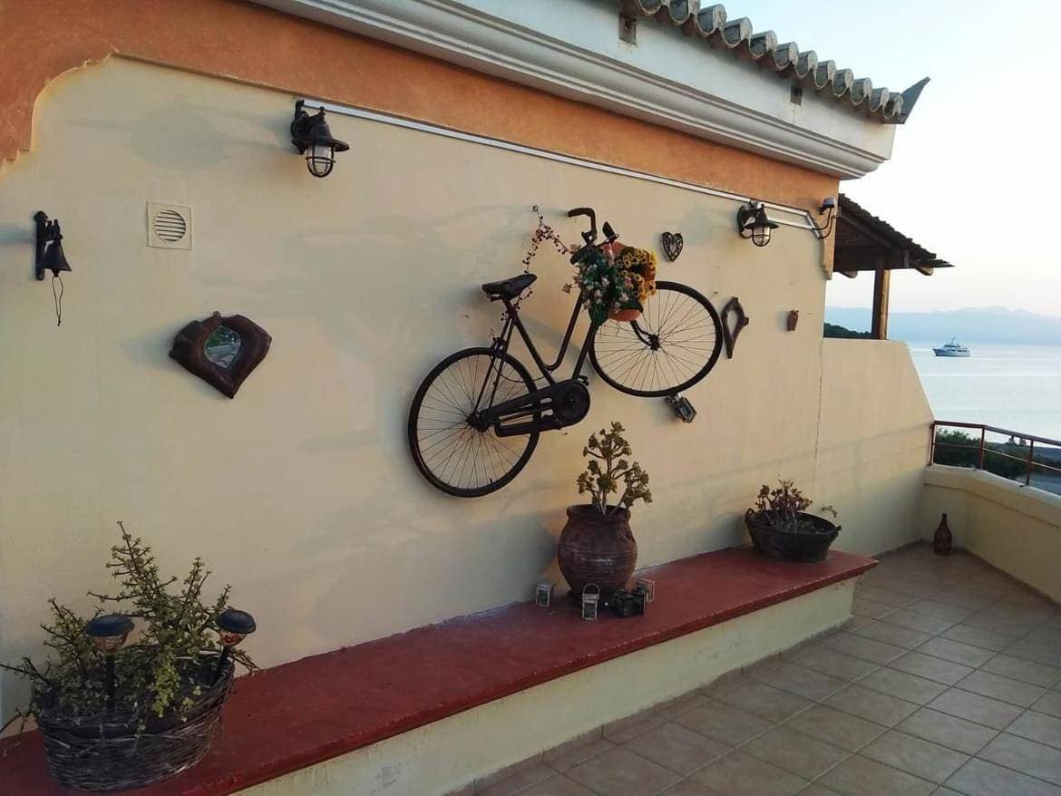 Foto 5 von 16: Apartment with Sea View - Upper Floor