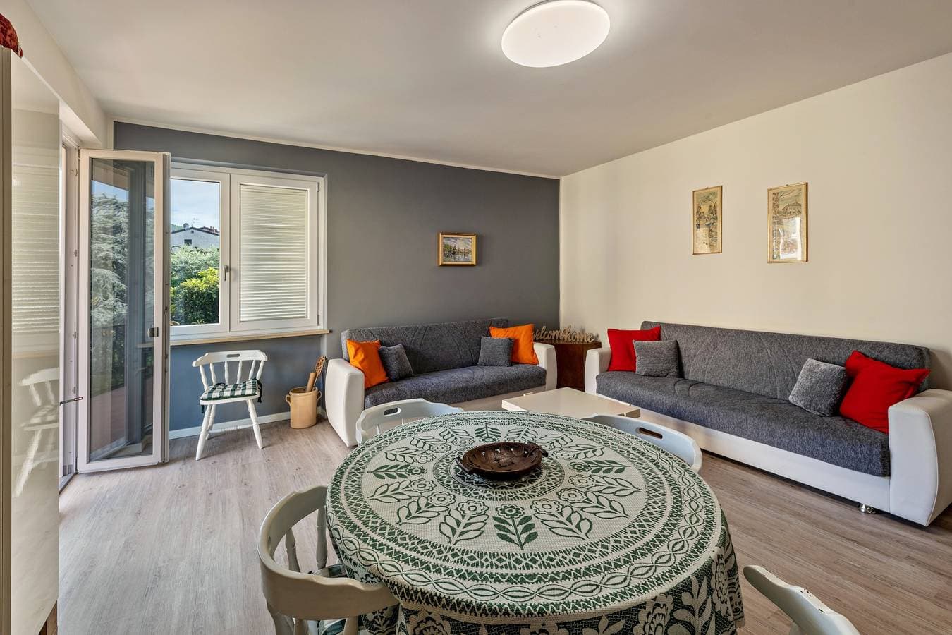 Foto 4 von 17: Ferienwohnung 'My Town Home' mit Balkon, WLAN und Klimaanlage