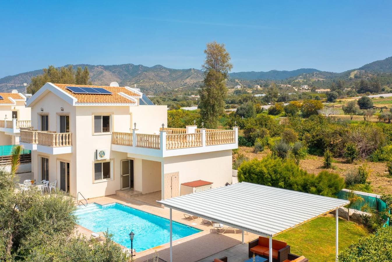 Foto 5 von 37: Villa für 8 Personen mit Meerblick