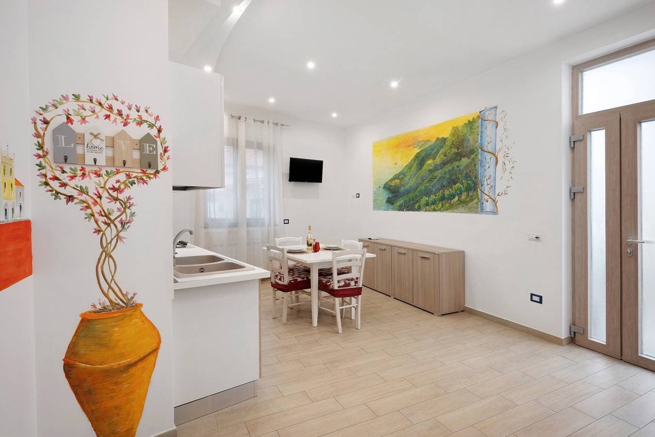 Foto 6 von 16: Ferienwohnung 'La Via Delle Stelle' mit Bergblick, Wi-Fi und Klimaanlage