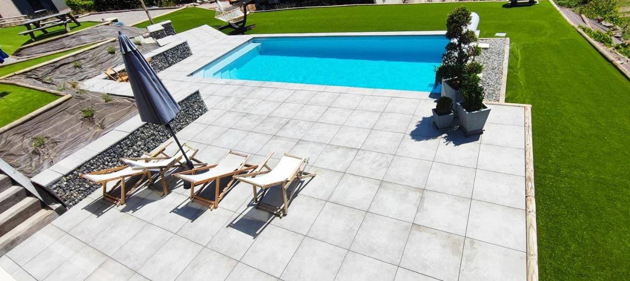 Chambre vue lac av piscine 1